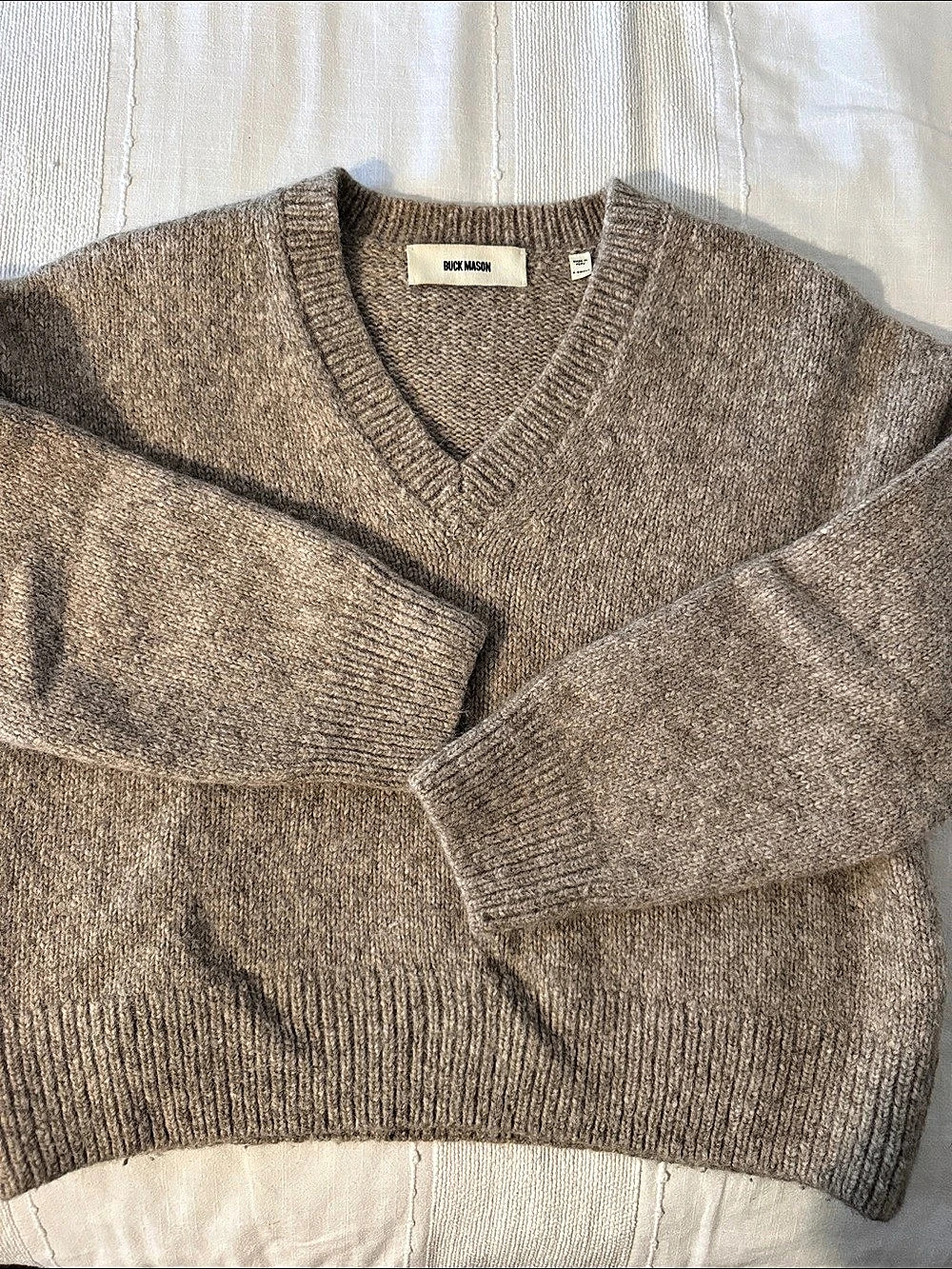 Buck Mason womens Brown V-Neck Sweater Like New